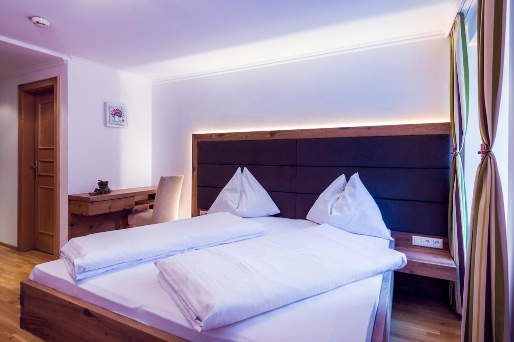 Hotel Restaurant Stoecklwirt Sankt Johann im Pongau Buitenkant foto