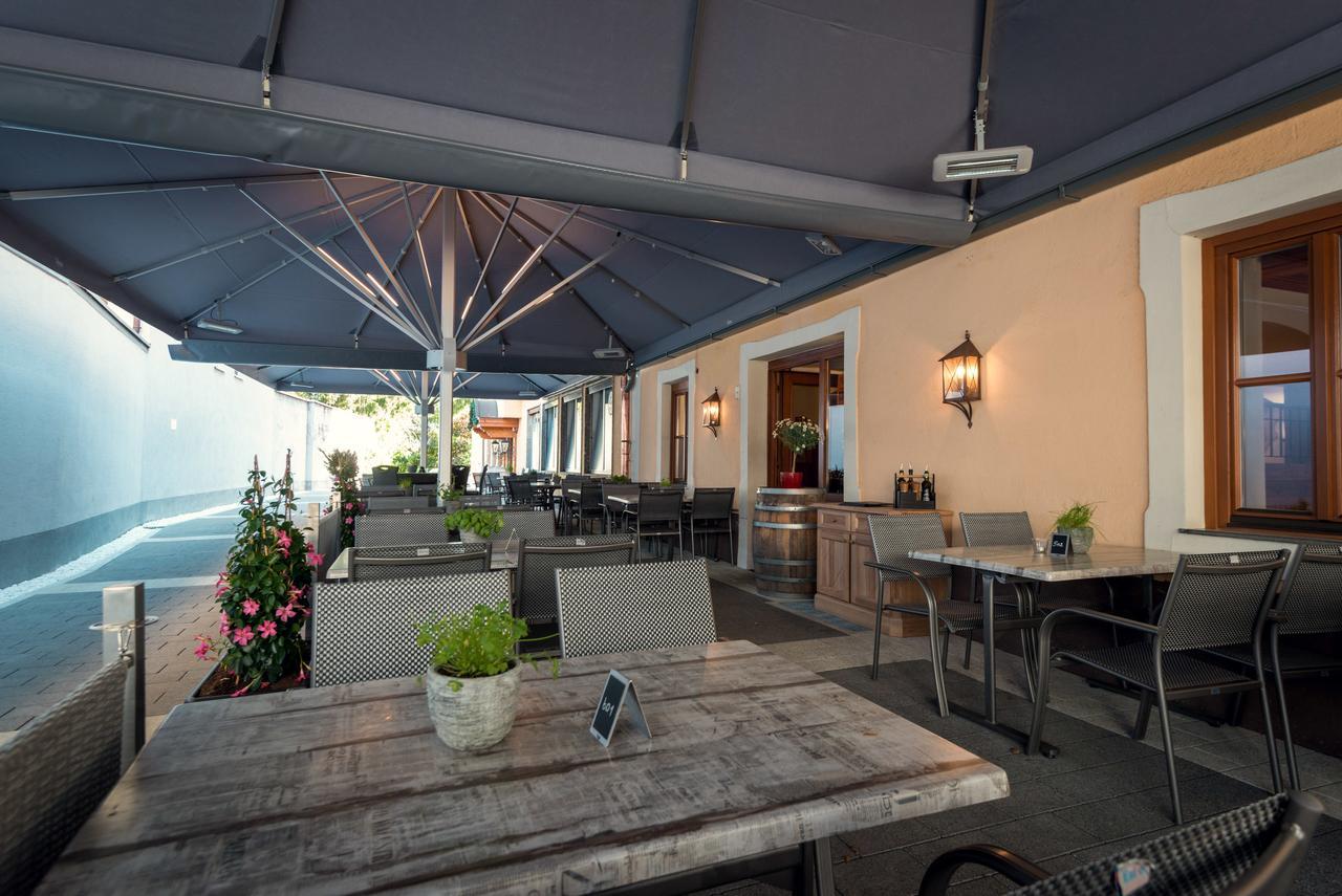 Hotel Restaurant Stoecklwirt Sankt Johann im Pongau Buitenkant foto